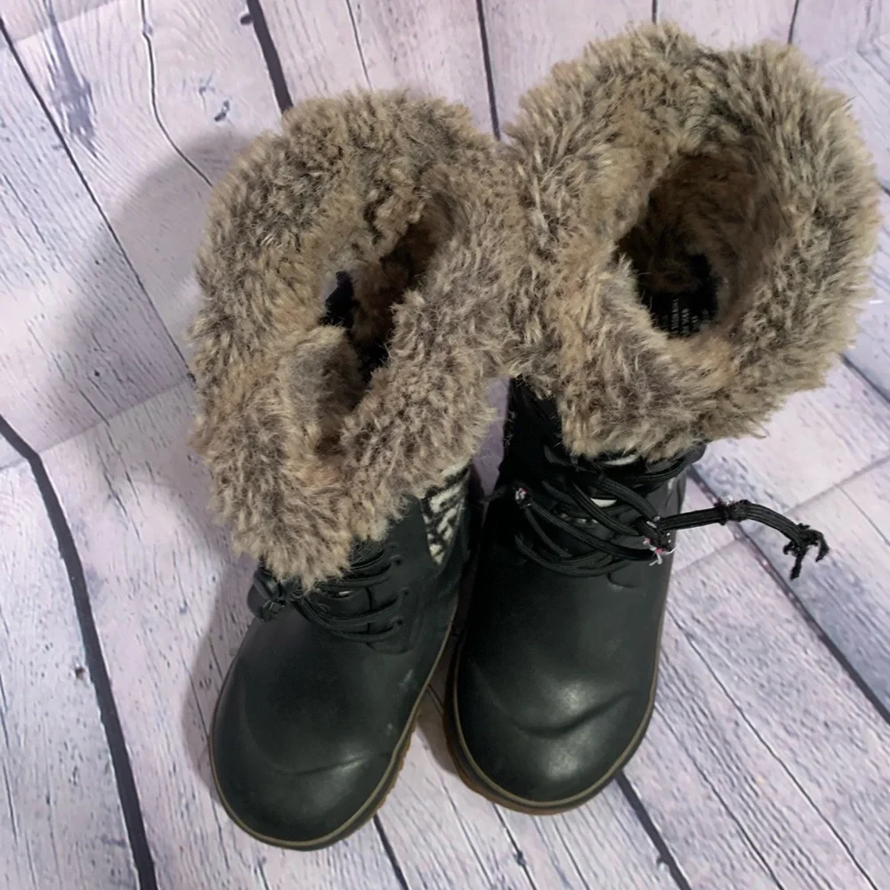 Bogs Kids Arcata Knit Boot black White Size 12 Wool Blend Lining Winter Thermal